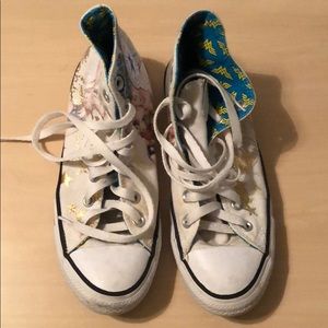 Wonder Woman Chuck Taylors